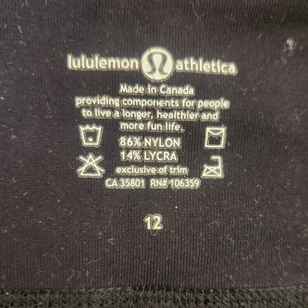 Lululemon- Wide Leg Crop Pant - Picture 6 of 6
